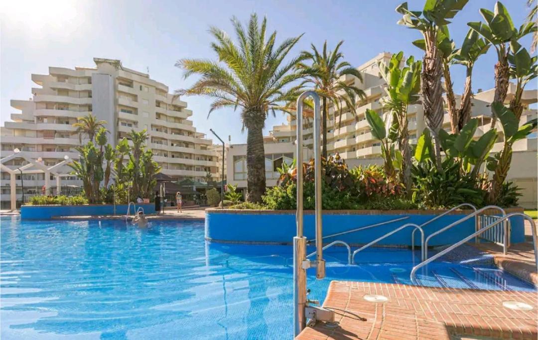 El Estudio De La Playa Benalbeach Holidays Paradise Benalmádena Kültér fotó