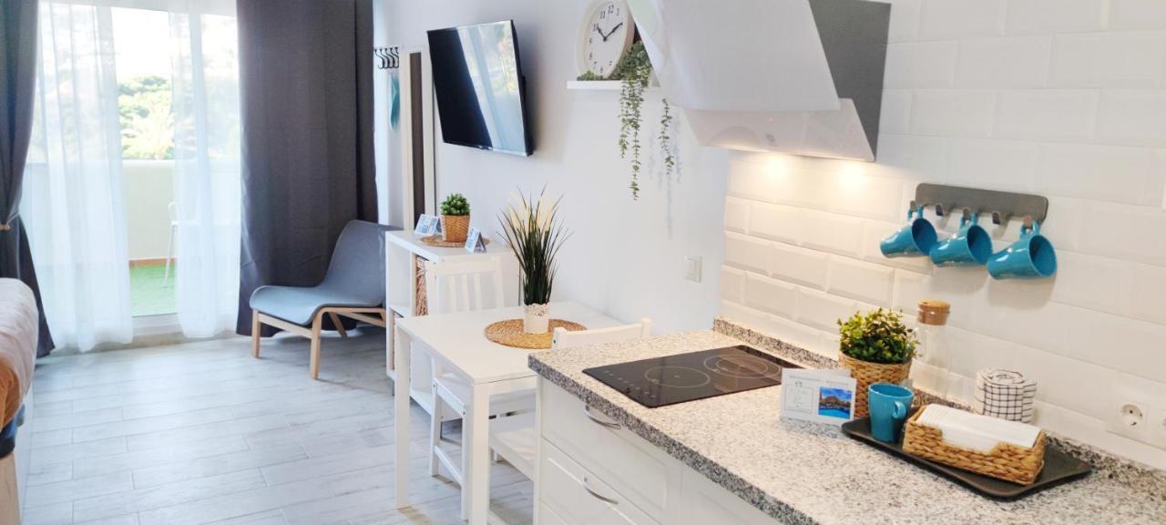 El Estudio De La Playa Benalbeach Holidays Paradise Benalmádena Kültér fotó