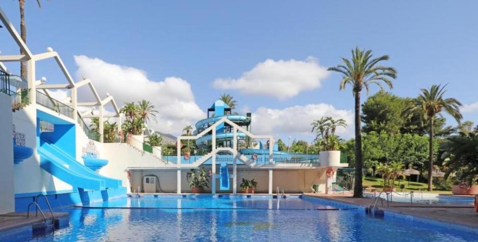 El Estudio De La Playa Benalbeach Holidays Paradise Benalmádena Kültér fotó